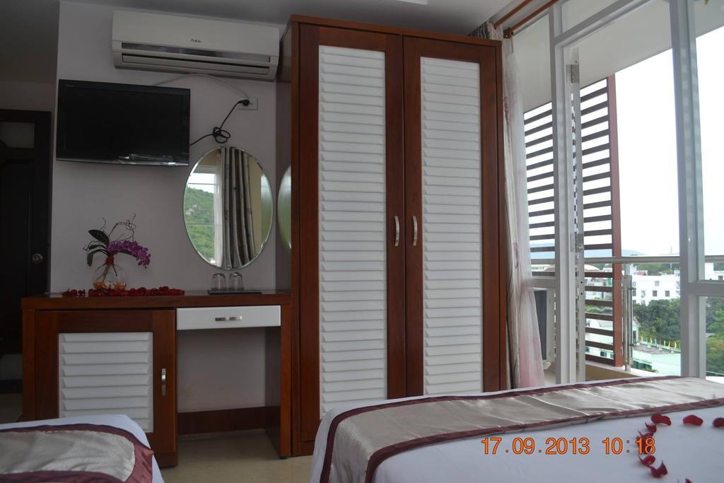 Ngoc Hong Hotel Nha Trang Habitación foto